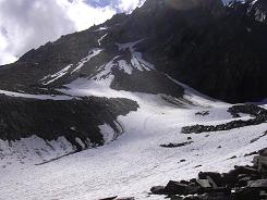 La descente de la grande Ecaille depuis la moraine