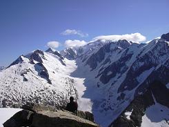 Au sommet du Pain de Sucre (3169 m)