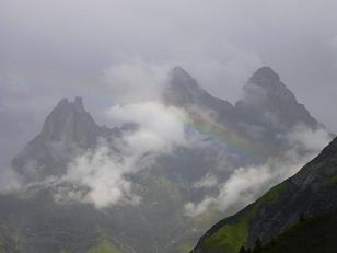Arc en ciel sur les Aiguilles d'Arves